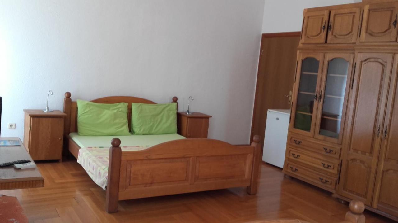 Donji Okrug  Villa Mateja מראה חיצוני תמונה