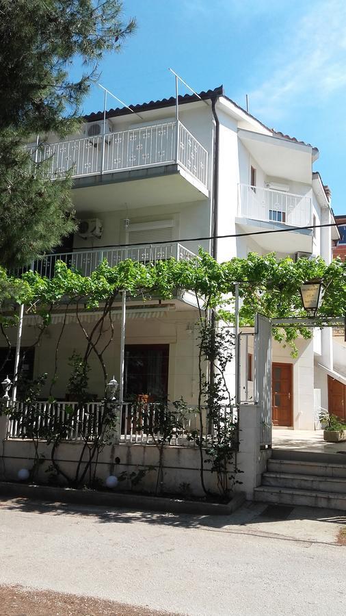 Donji Okrug  Villa Mateja מראה חיצוני תמונה