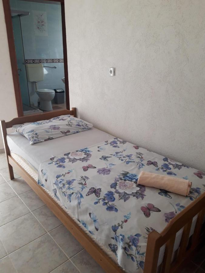 Donji Okrug  Villa Mateja מראה חיצוני תמונה